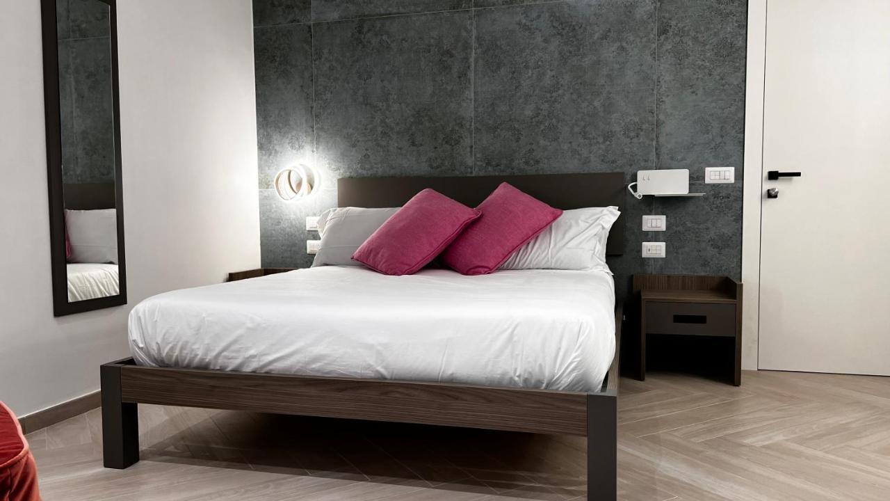 Patriziella 4 Rooms Сорренто Экстерьер фото