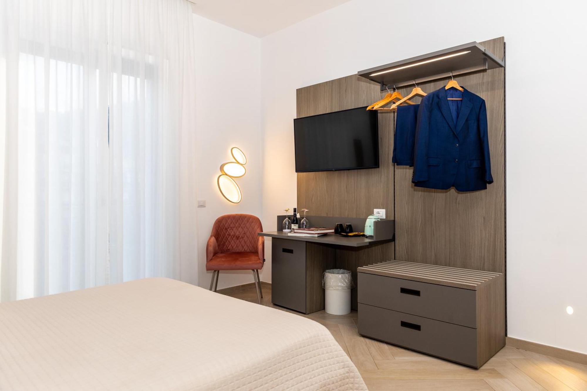 Patriziella 4 Rooms Сорренто Экстерьер фото